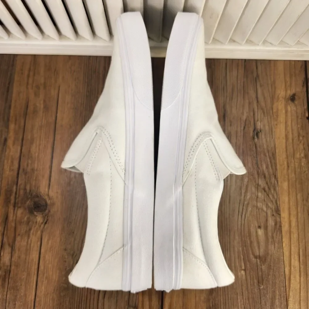 Vans Classic Slip-On Mens Size 11.5 True White Canvas Chic Skater Loafers Shoes